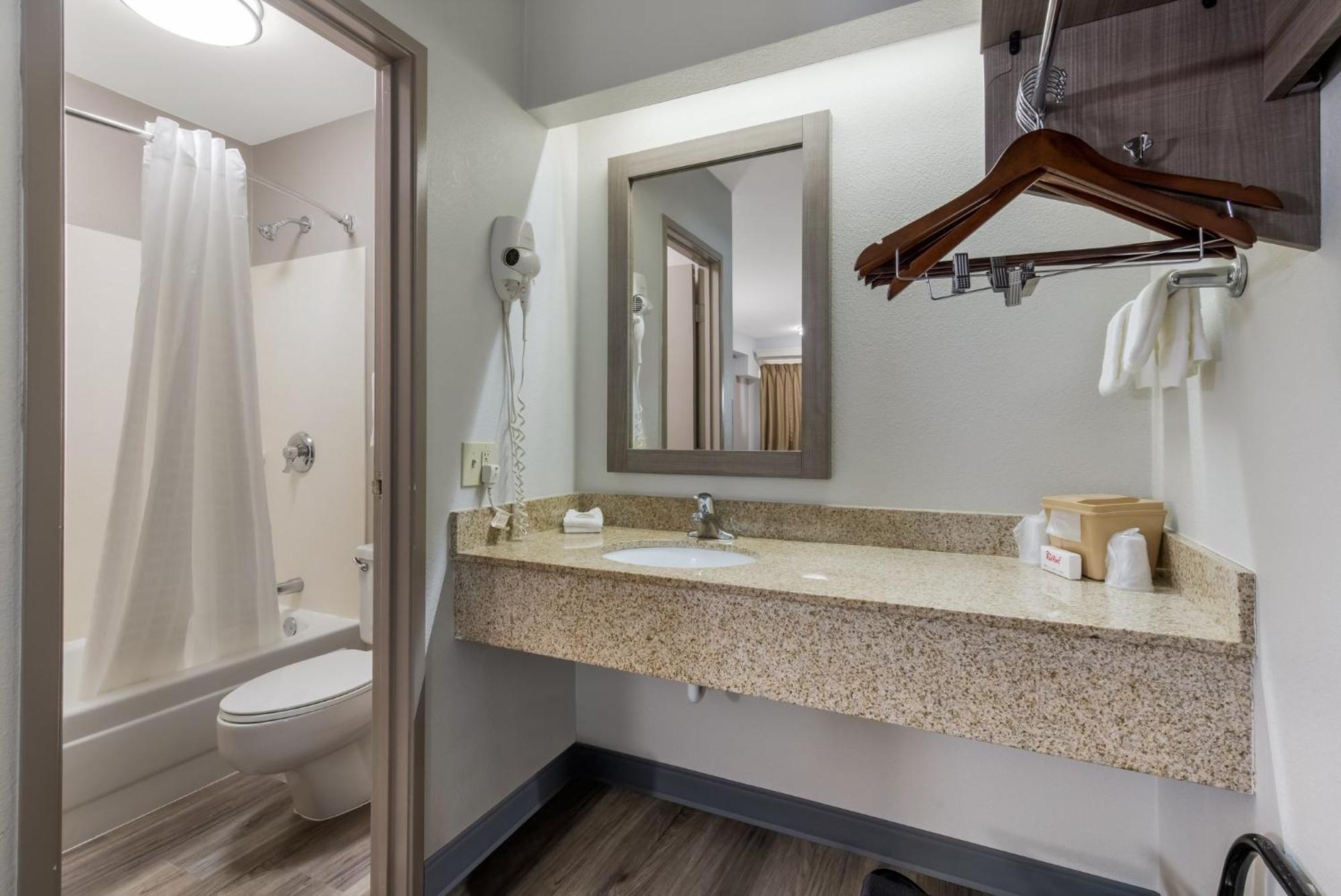 Red Roof Inn Hickory Luaran gambar